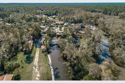 340 Bay City Rd, Apalachicola, FL 32320 - Photo 9