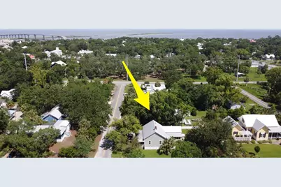 112 Dr Frederick S Humphries St, Apalachicola, FL 32320 - Photo 1