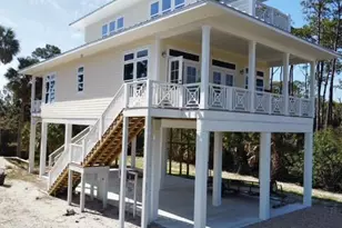 696 E Bay Shore Dr, Saint George Island, FL 32328 - Photo 1