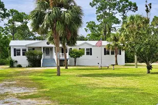 216 Whiting St, Port Saint Joe, FL 32456 - Photo 1