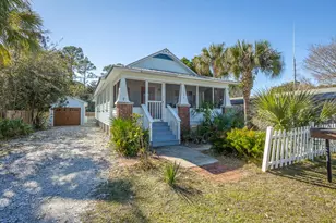 134 Sawyer Ln, Apalachicola, FL 32320 - Photo 1