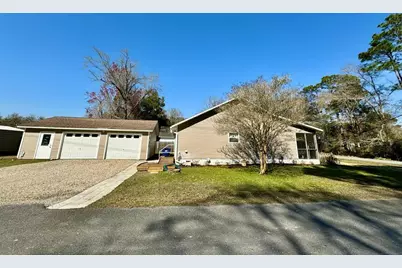 162 23rd Ave, Apalachicola, FL 32320 - Photo 1