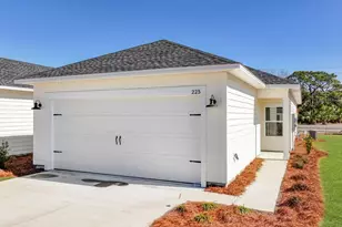 223 Mosaic Dr, Port Saint Joe, FL 32456 - Photo 1