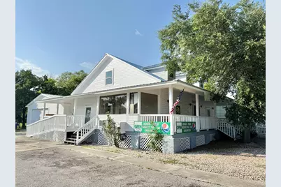 133 Ave E, Apalachicola, FL 32320 - Photo 1