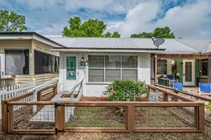 30 Parker Ave, Lanark Village, FL 32323 - Photo 1