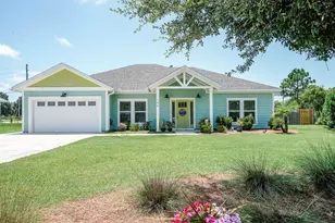 106 Walkabout Ct, Port Saint Joe, FL 32456 - Photo 1