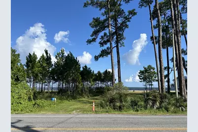 2138 Hwy 98 W, Carrabelle, FL 32322 - Photo 1
