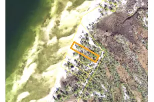 657 Bay Dr, Carrabelle, FL 32322 - Photo 1