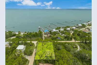 888 W Bay Shore Dr, Saint George Island, FL 32328 - Photo 1