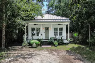 194 11th St, Apalachicola, FL 32320 - Photo 1