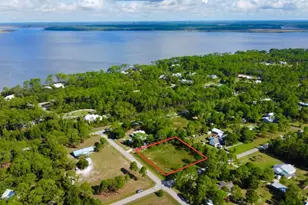 259 Carroll St, Eastpoint, FL 32328 - Photo 1