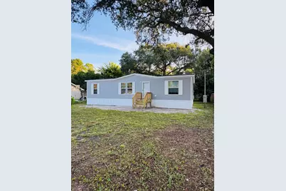 1065 Cypress St, Apalachicola, FL 32320 - Photo 1