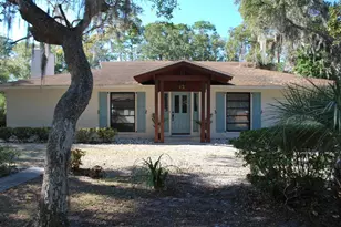 215 N Bay Shr Dr, Eastpoint, FL 32328 - Photo 1