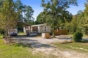 354 Canning Dr, Wewahitchka, FL 32465 - Photo 1
