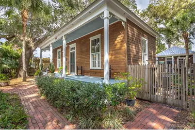 151 7th St, Apalachicola, FL 32320 - Photo 1