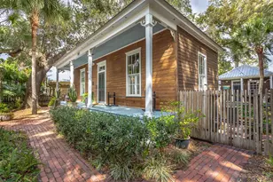 151 7th St, Apalachicola, FL 32320 - Photo 1