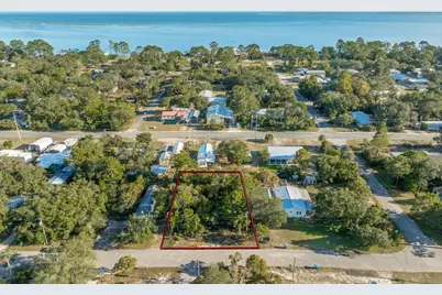 2202 Kentucky Ave, Lanark Village, FL 32323 - Photo 1