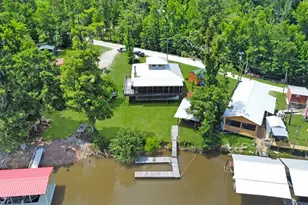 354 Red Bull Island Dr, Wewahitchka, FL 32465 - Photo 1