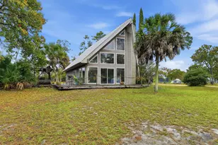 174 River Rd, Carrabelle, FL 32322 - Photo 1