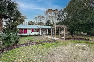 190 11th St, Apalachicola, FL 32320 - Photo 1