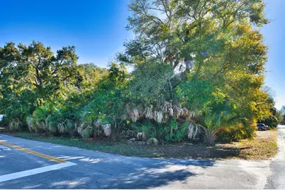 58 Ave H, Apalachicola, FL 32320 - Photo 1