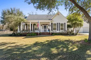 122 Cabell Dr, Port Saint Joe, FL 32456 - Photo 1