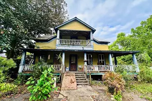 48 13th St, Apalachicola, FL 32320 - Photo 1