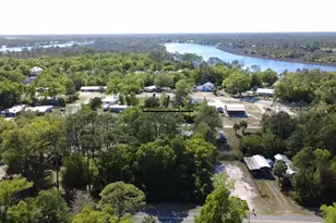 505&amp 507 NW 9th St, Carrabelle, FL 32322 - Photo 1