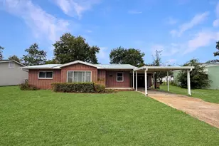 612 Garrison Ave, Port Saint Joe, FL 32456 - Photo 1