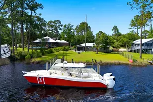 427 River Rd, Carrabelle, FL 32322 - Photo 1