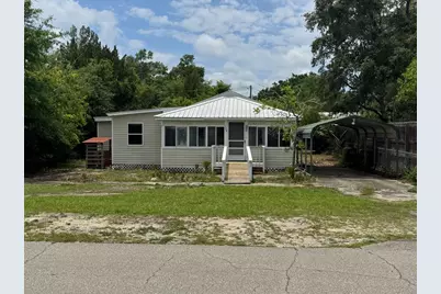 505 NW 3rd St, Carrabelle, FL 32322 - Photo 1