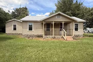 463 E River Rd, Wewahitchka, FL 32465 - Photo 1