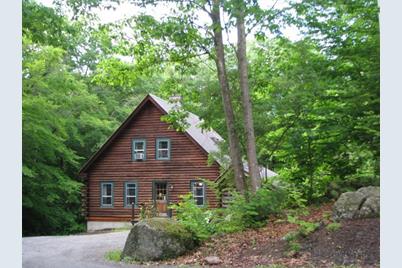 267 Bacon Rd Henniker Nh 03242 Mls 4697491 Coldwell Banker