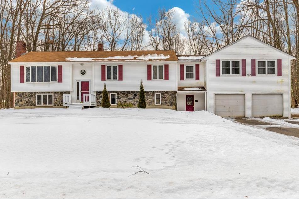 21 Merrill Dr, Atkinson, NH 03811 MLS 4738178 Coldwell Banker