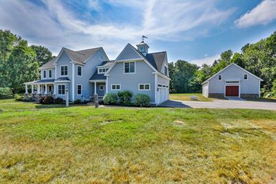 11 N Pepperell Rd Hollis Nh 03049 Mls 4810325 Coldwell Banker