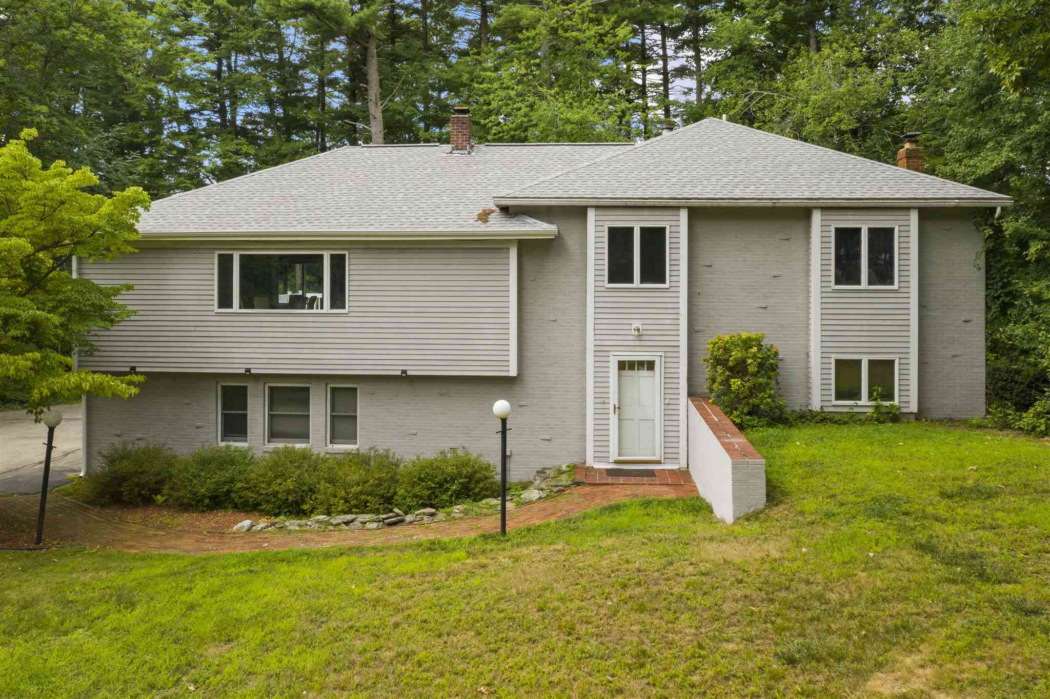 10 Woodvue Rd Windham Nh 03087 Mls 4810952 Coldwell Banker
