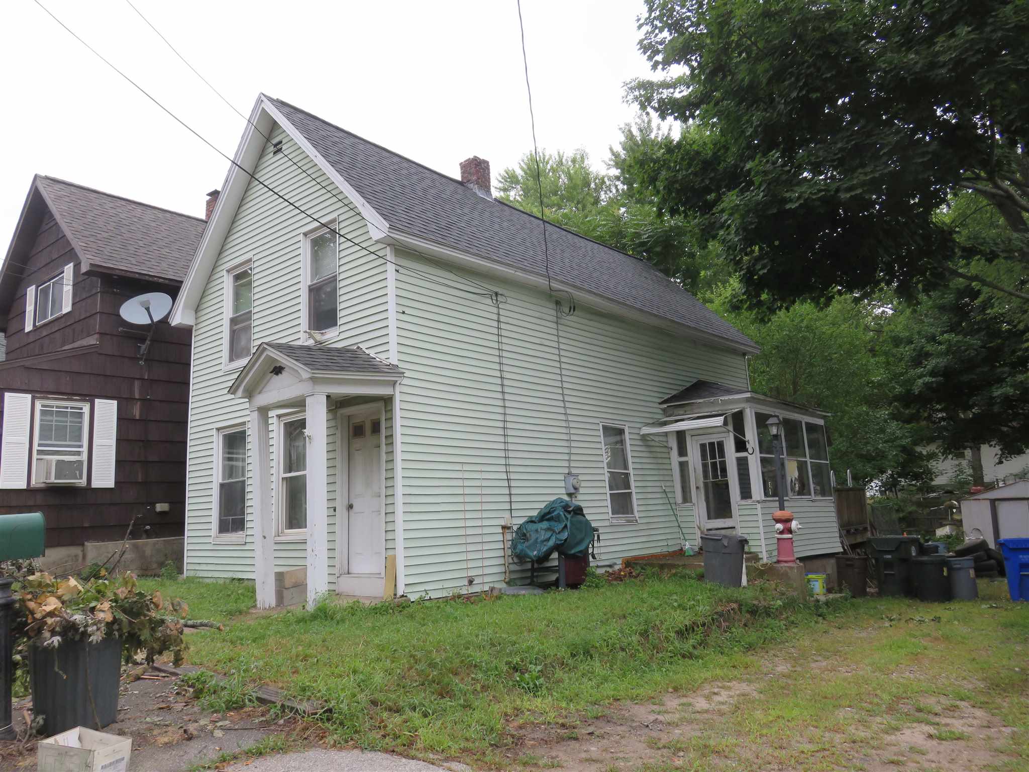 1015 Page St Manchester Nh 03104 Mls 4824602 Coldwell Banker