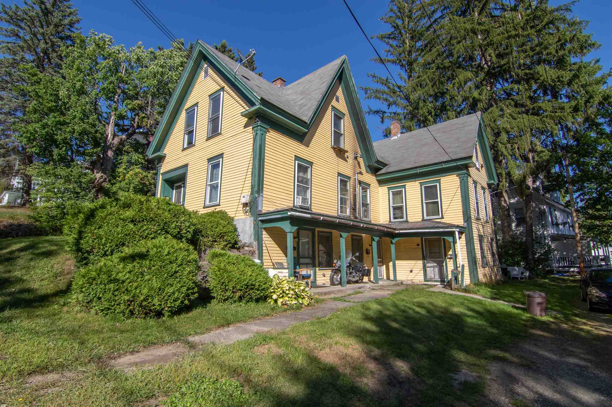 54 Jackson St Littleton Nh 03561 Mls 4826056 Coldwell Banker