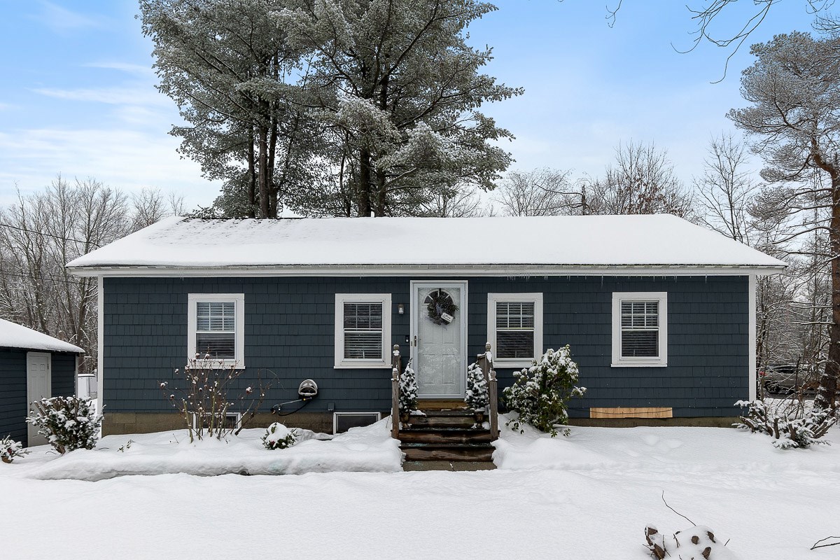 218 Stage Rd, Hampstead, NH 03841 MLS 4842345 Coldwell Banker