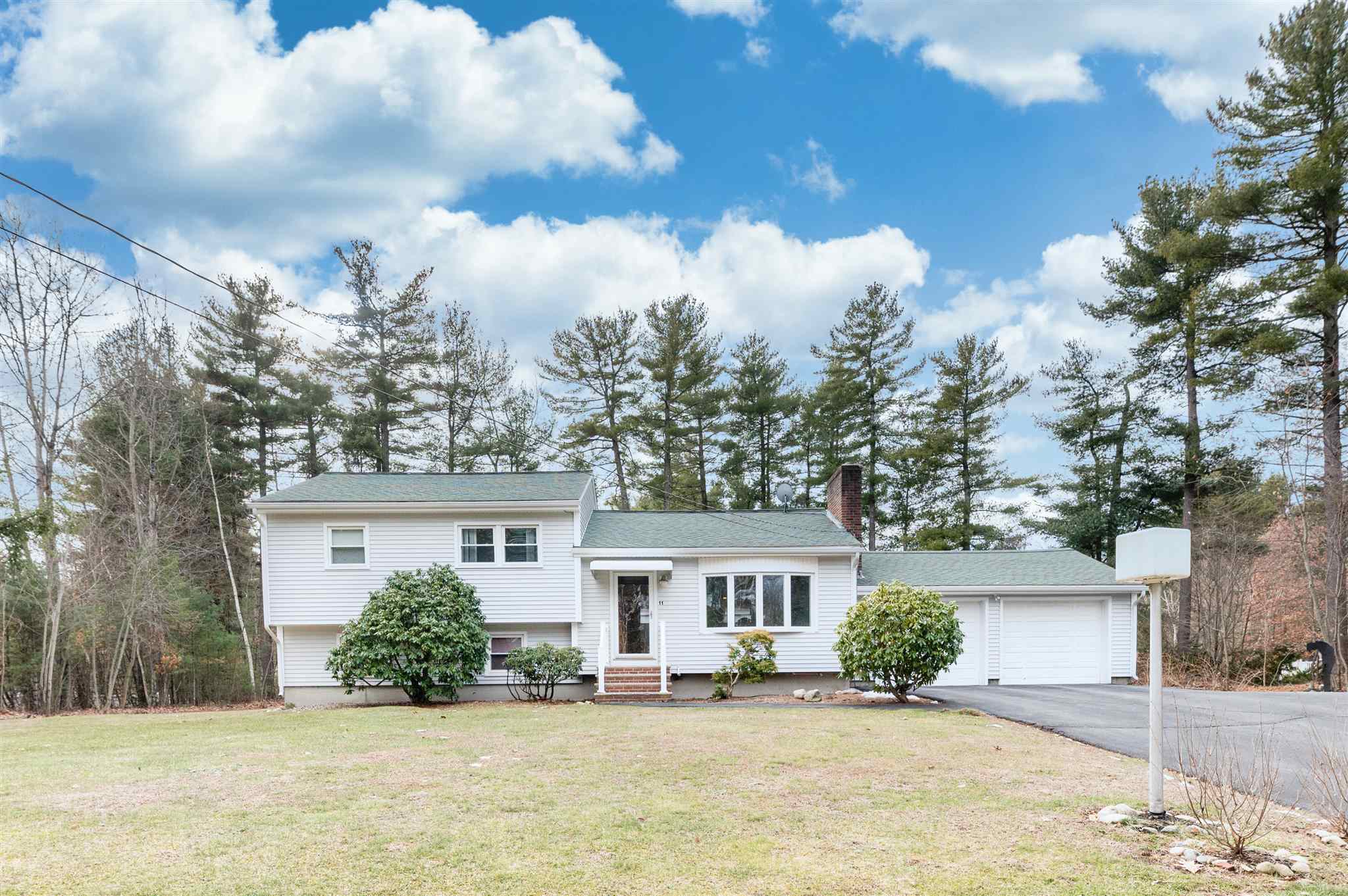 11 Tokanel Rd Windham Nh 03087 Mls 4845507 Coldwell Banker