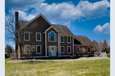 11 Newbury Lane - Photo 1
