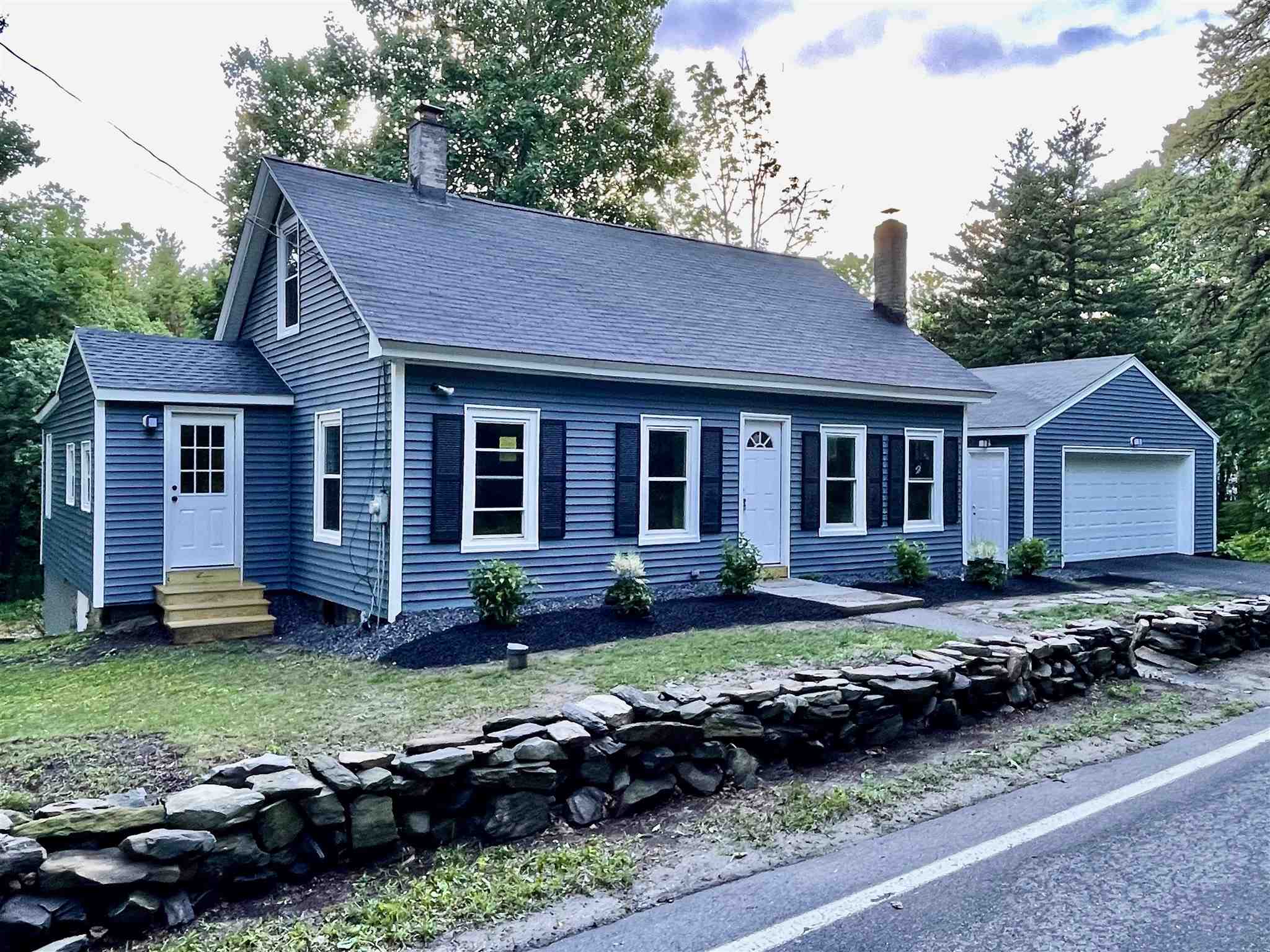 107 Hardy Londonderry Nh 03053 Mls 4866983 Coldwell Banker