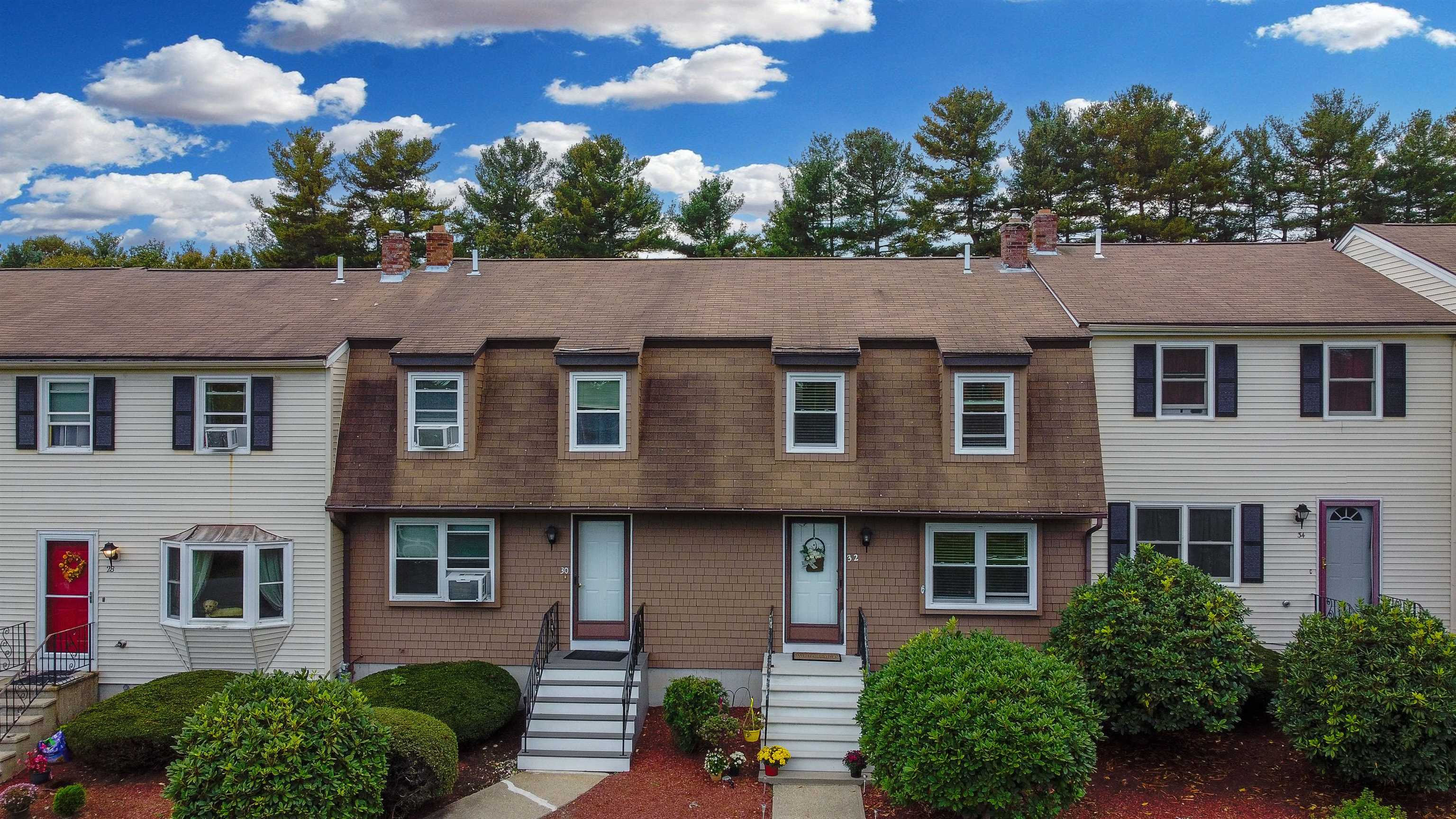 32 Stonegate Ln, Derry, NH 03038 MLS 4888651 Coldwell Banker