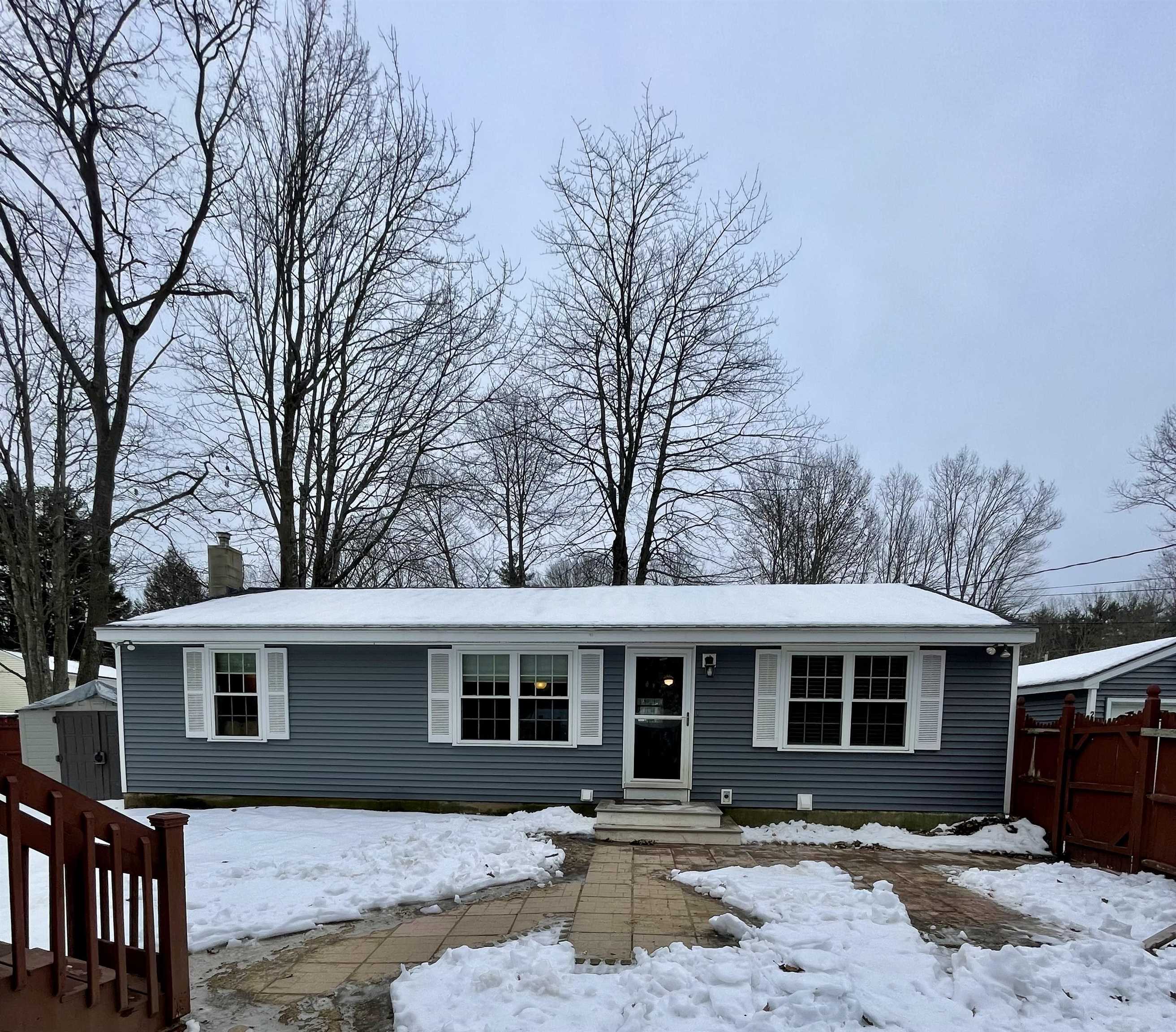 25 Birchwood Ave, Rochester, NH 03867 MLS 4895730 Coldwell Banker