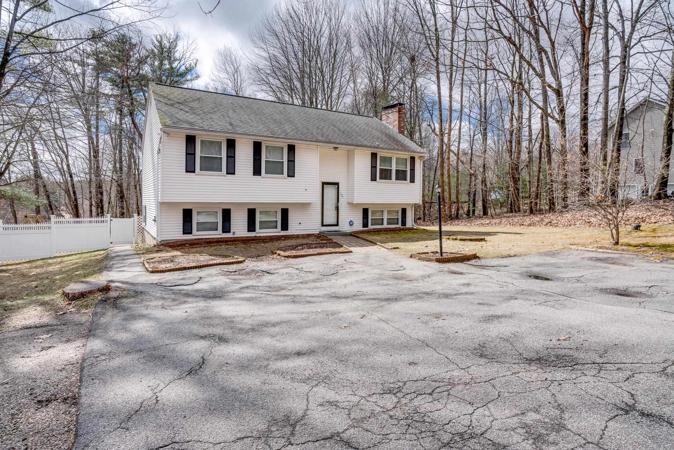 121 Hackett Hill Rd, Hooksett, NH 03106 MLS 4902550 Coldwell Banker