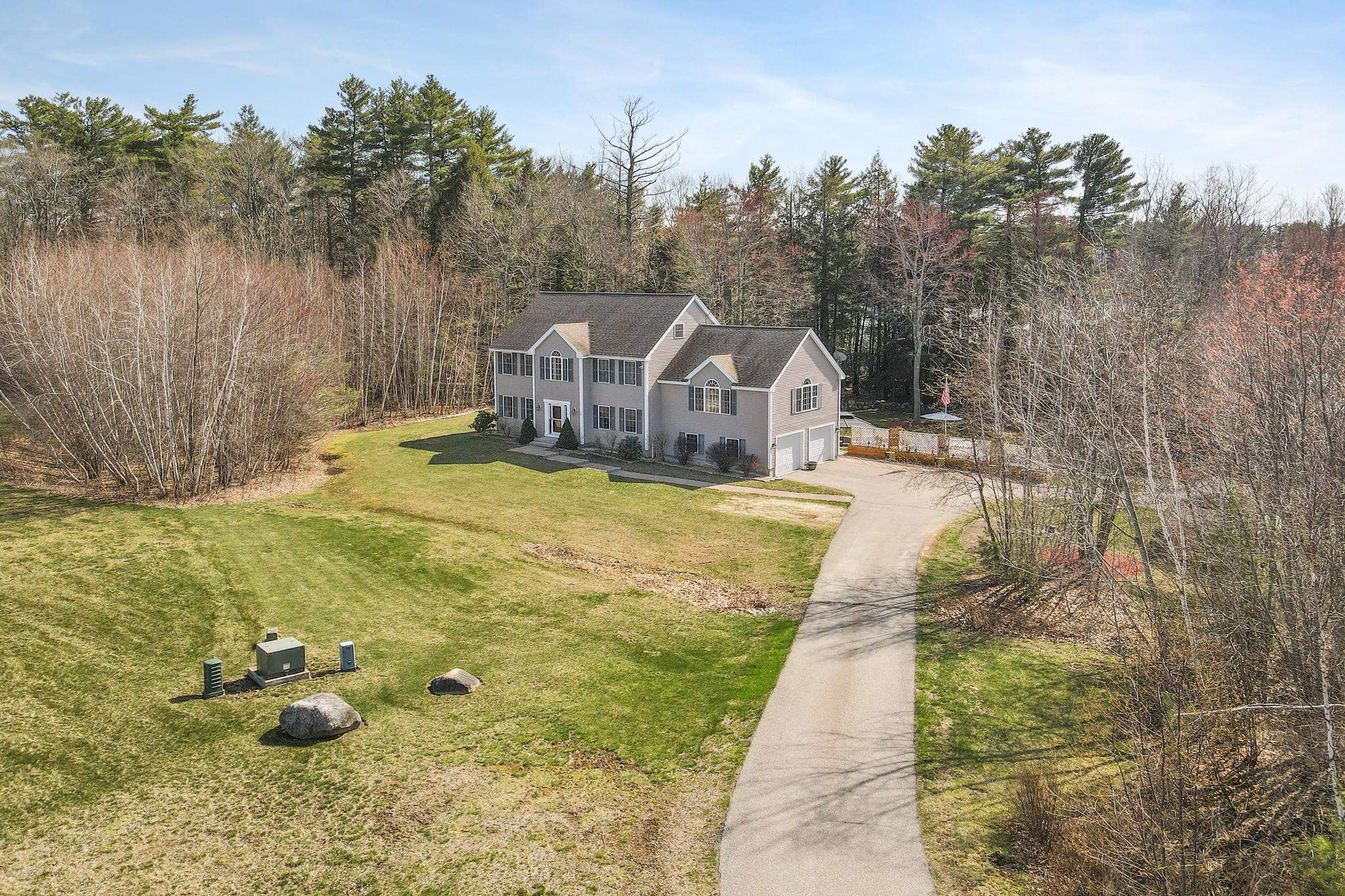 38 Long Meadow Farm Dr, Epping, NH 03042 MLS 4905894 Coldwell Banker
