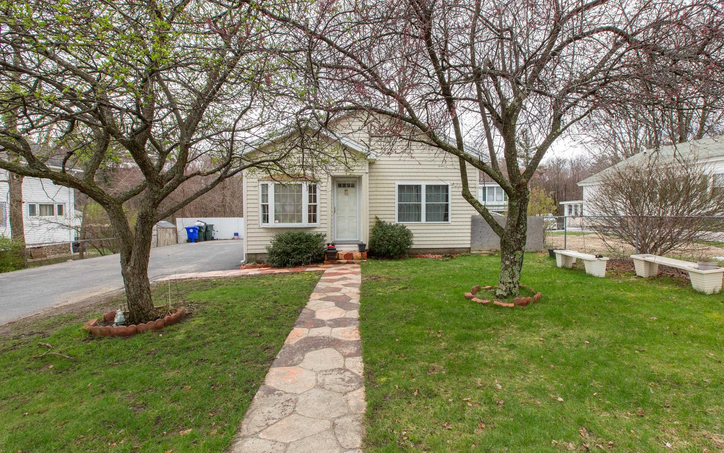 177 S Mammoth Rd, Manchester, NH 03109 MLS 4906334 Coldwell Banker