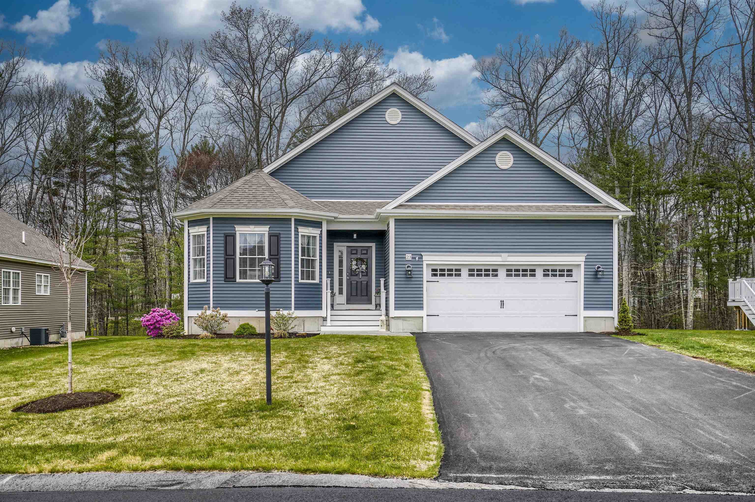 23 Crackling Log Ln, Londonderry, NH 03053 MLS 4908212 Coldwell Banker