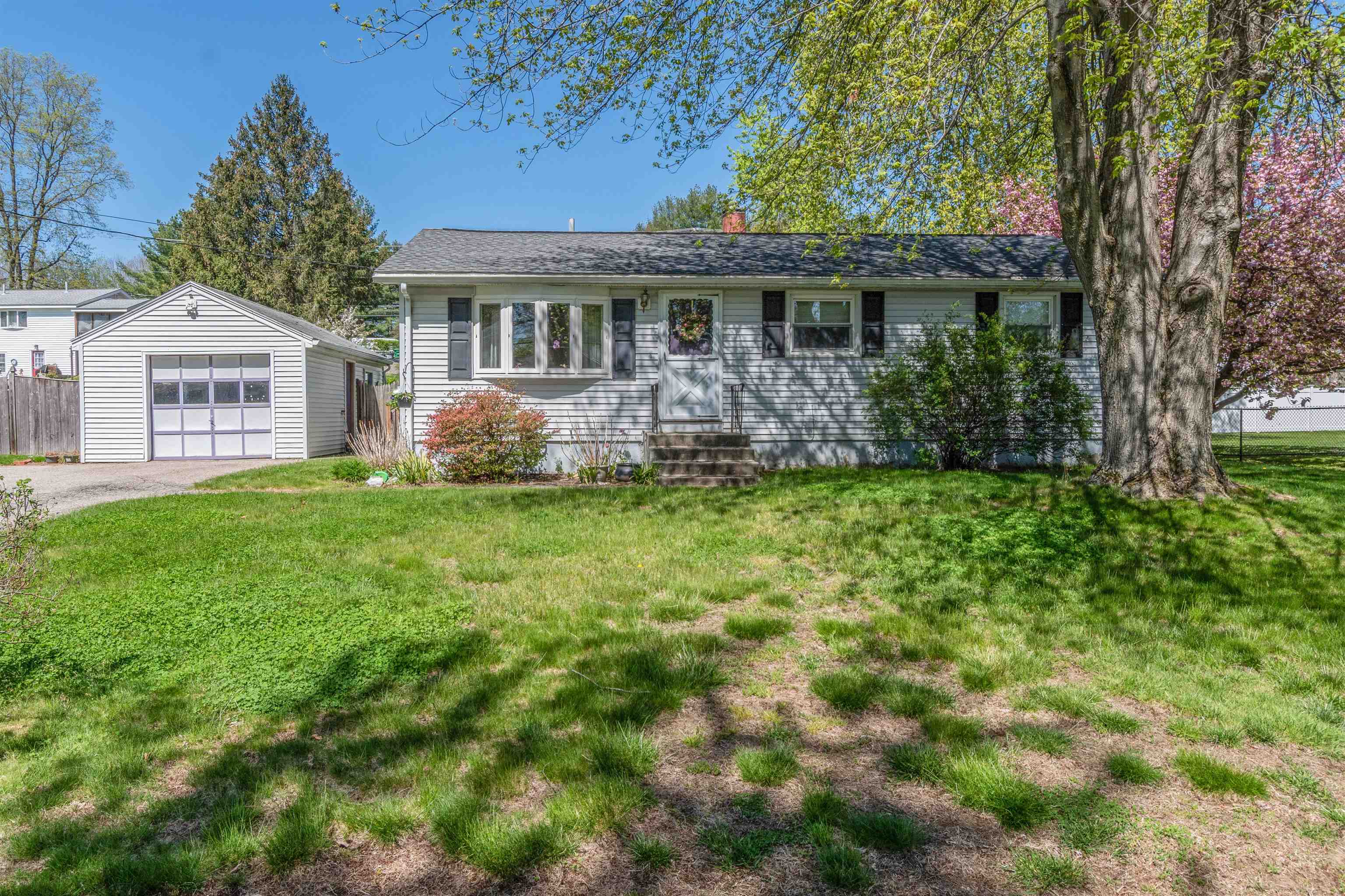 7 Pelham St, Nashua, NH 03063 MLS 4910219 Coldwell Banker