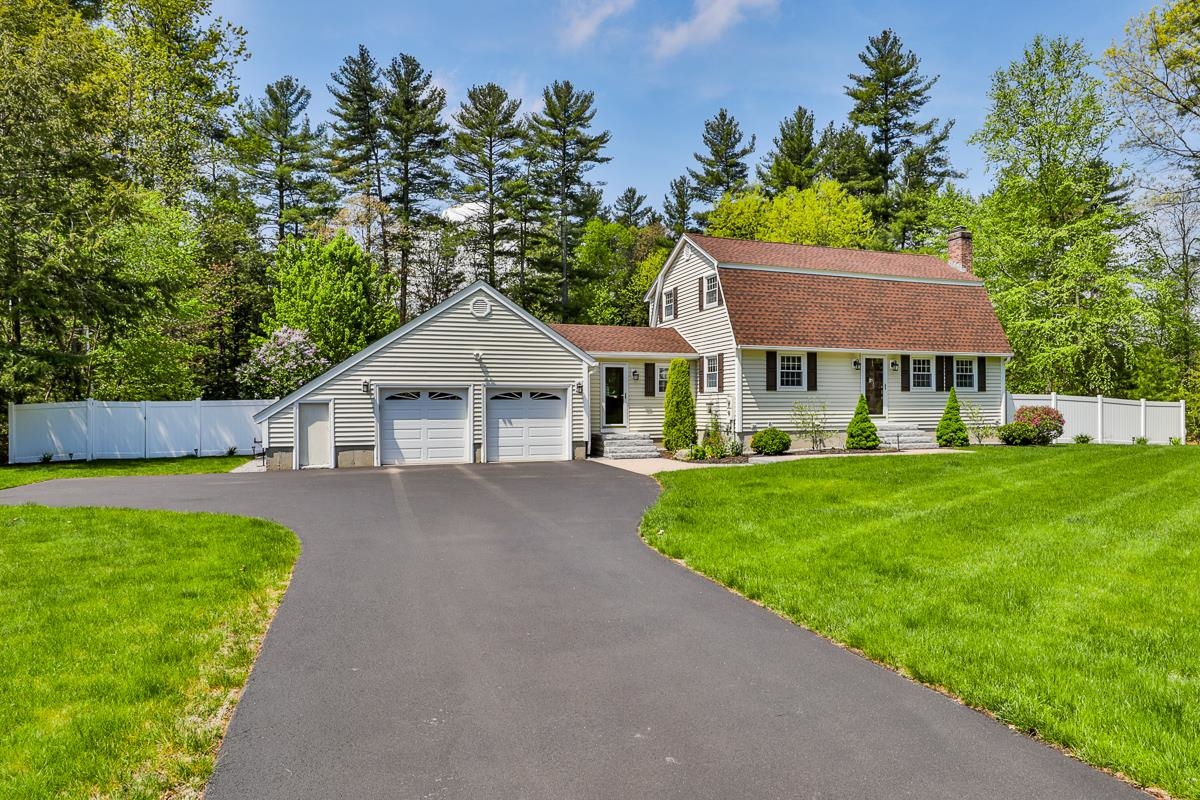 10 Riverside Dr, Merrimack, NH 03054 MLS 4910796 Coldwell Banker